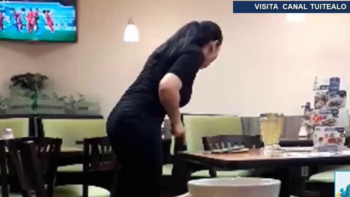 Discutir acaloradamente con el acompañante durante la conducción