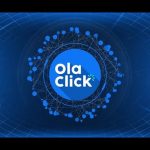 Asignar habitaciones y atender a clientes en la recepción de un hotel