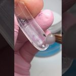 Experimentar con diversos objetos estableciendo relaciones al clasificar por dos atributos a la vez