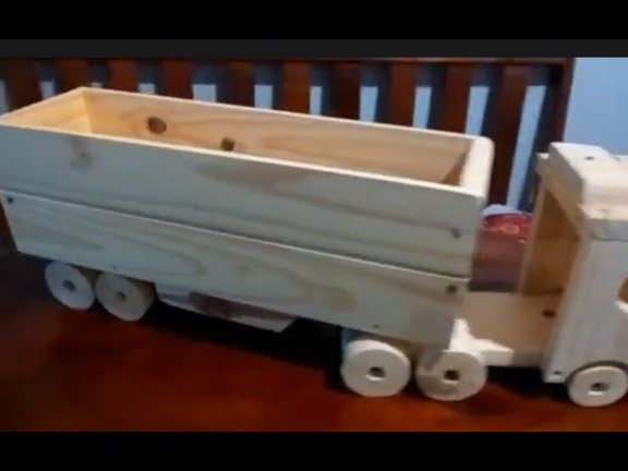 Reparar un agujero en la madera que es demasiado grande