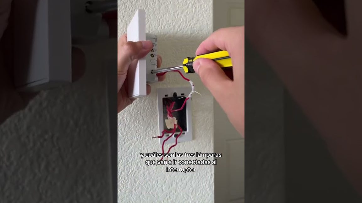 Instalar interruptor doble para dos puntos de luz