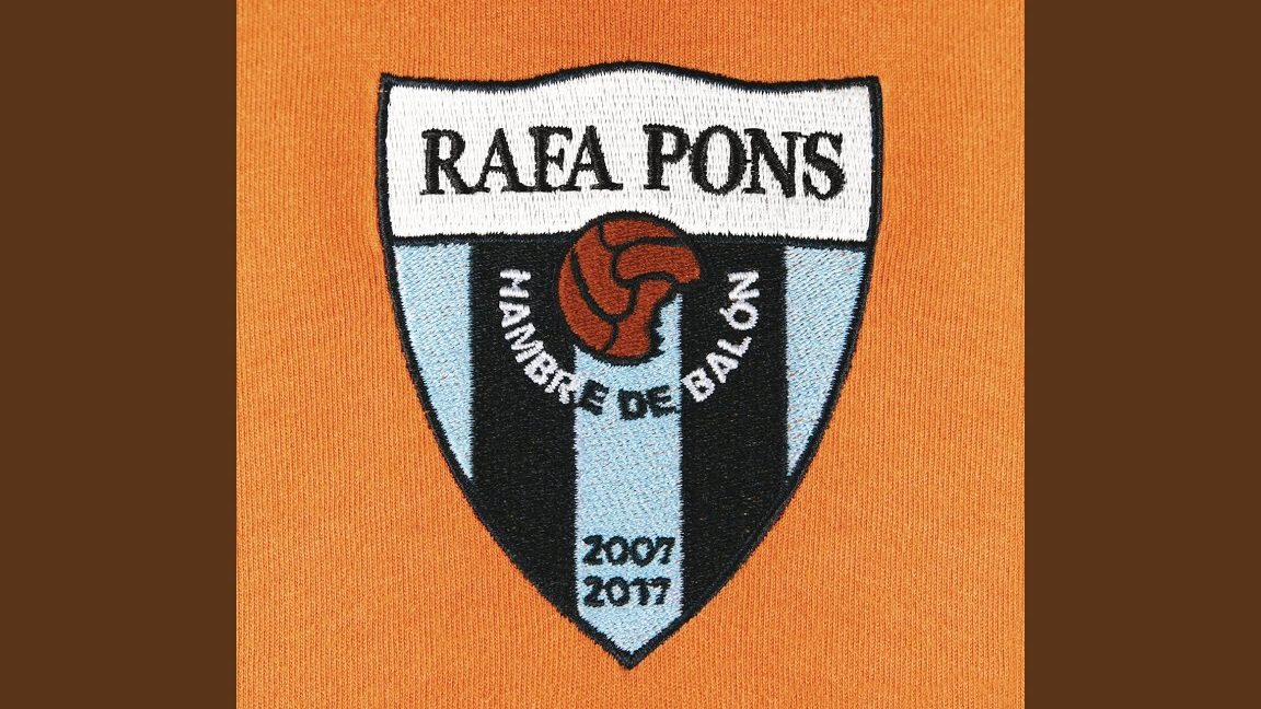 Situar a una persona o cosa en un lugar determinado