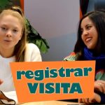 Registrar una visita en un museo de Los Sims 4