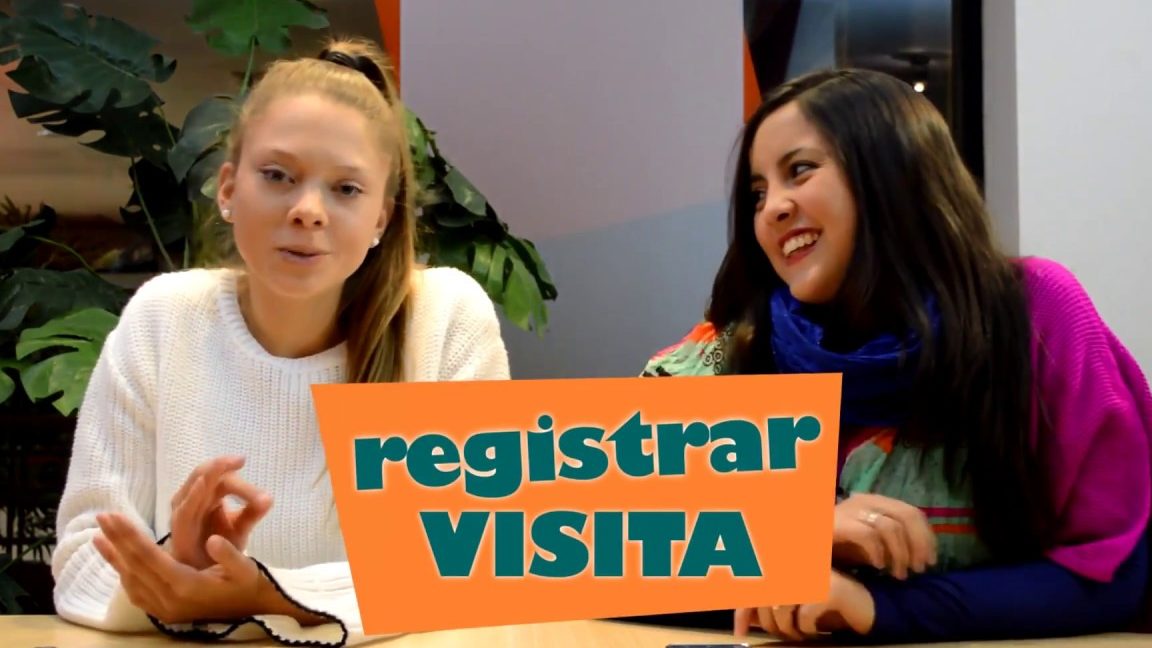 Registrar una visita en un museo de Los Sims 4