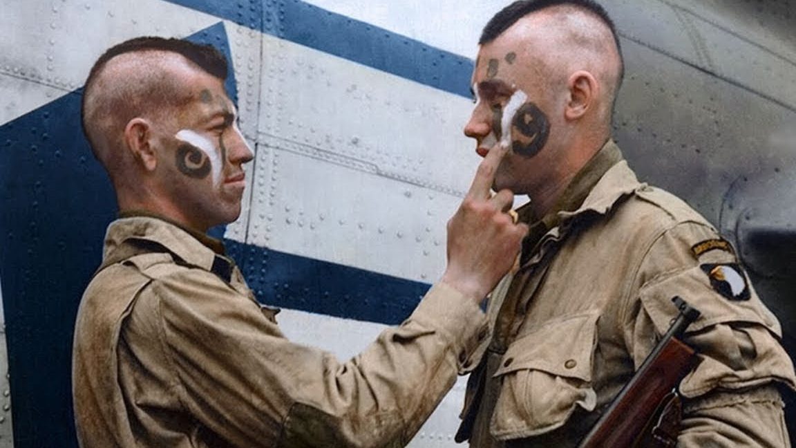 Liderar un ejército o una unidad militar crucigrama